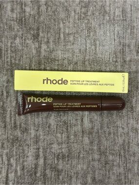 Rhode Peptide Lip Treatment - Caramelized Banana